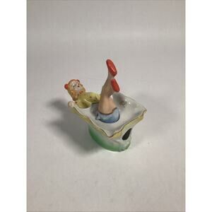 Vintage Betson’s Hand Painted Naughty Nodder Ashtray W/ Moving Legs